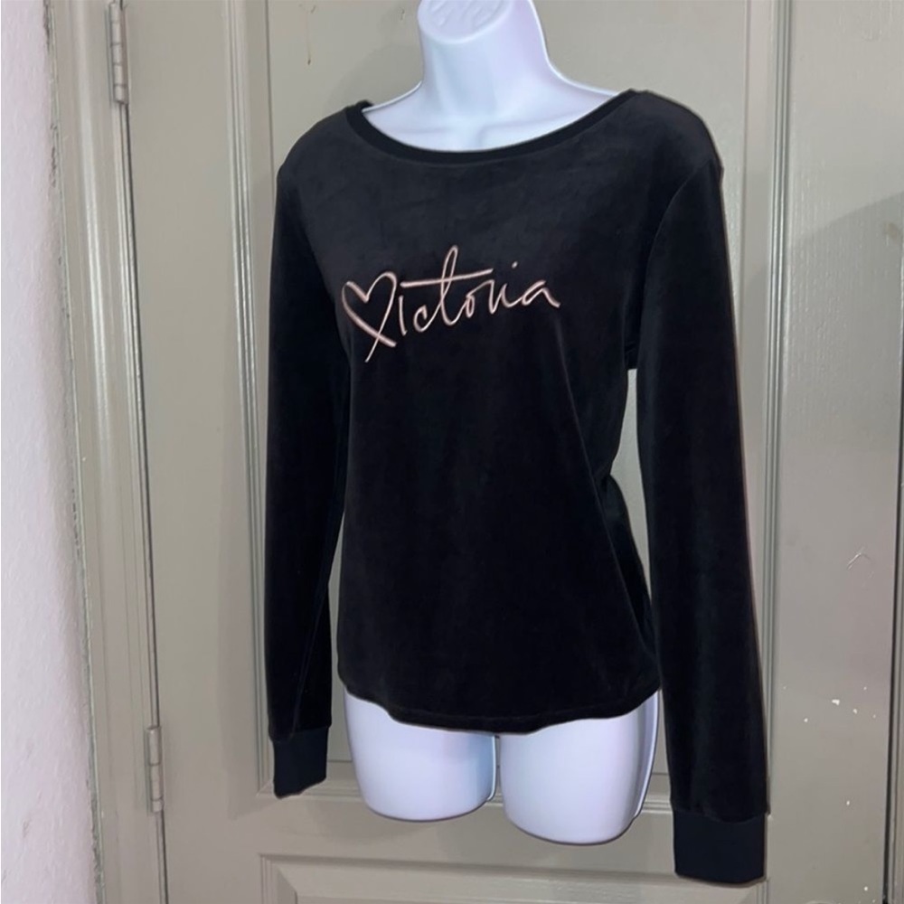 Victoria Secret Blouse -> Victoria Secret blouse